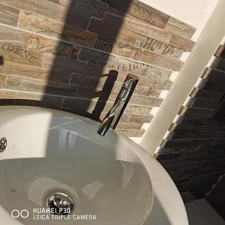 Frühstückspension La Maison Fleur De Frangipanier Saint-Genix-sur-Guiers